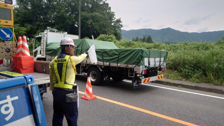 日新警備保障株式会社の制服1