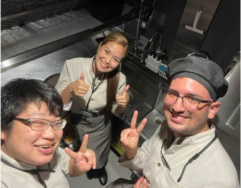 ロイヤルパーク名古屋　洗い場の制服1