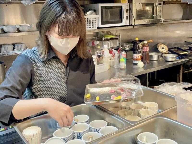 やまと庵近鉄奈良駅前店の仕事画像1