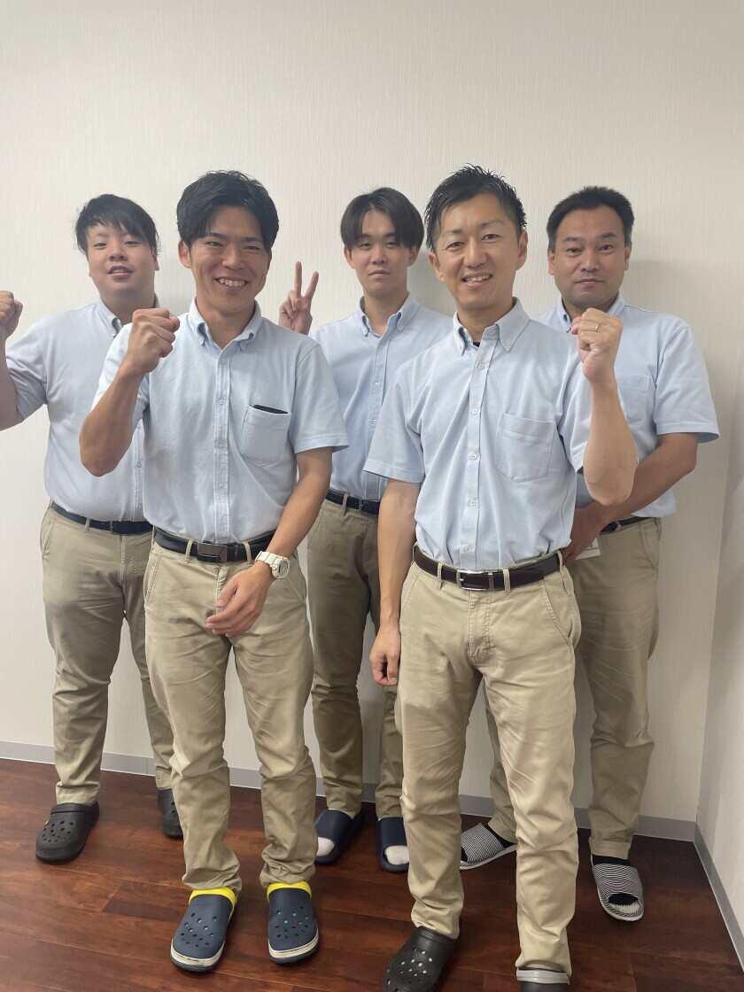 はなまるレンタル寝屋川の制服1