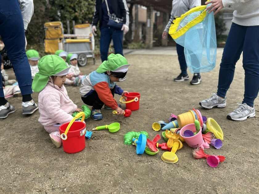 はなまる枚方公園保育園の制服5