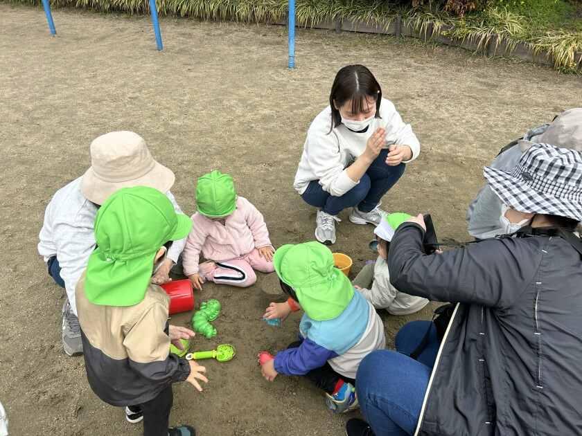 はなまる枚方公園保育園の制服4
