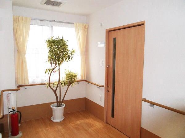 はなまる星田の制服7