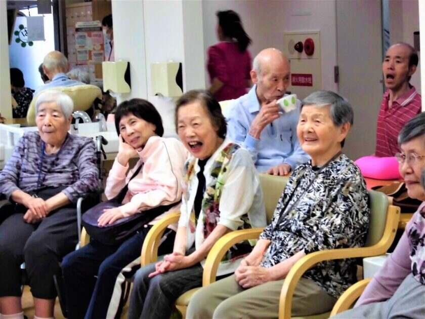 はなまる星田の制服9