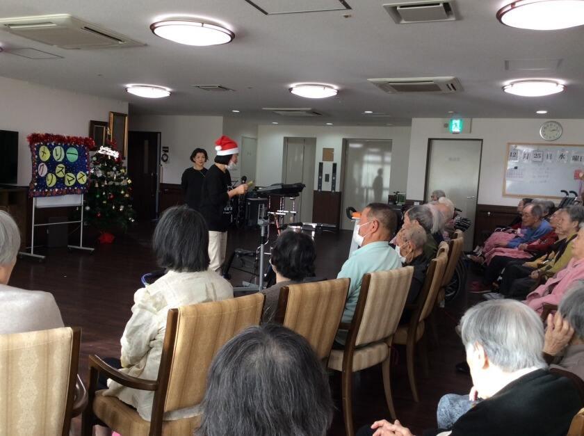 はなまる香里園の制服1
