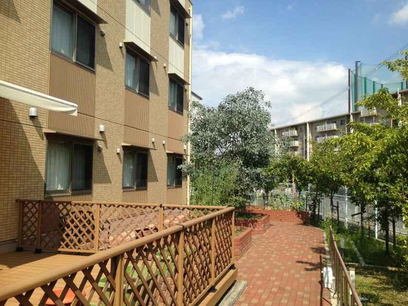 はなまる招提の制服3