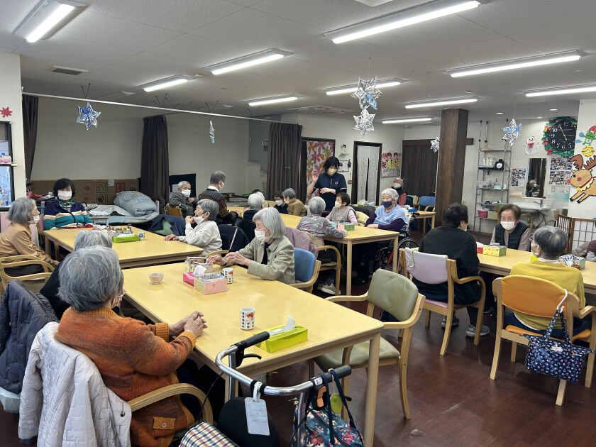 はなまるデイサービス山之上の制服5