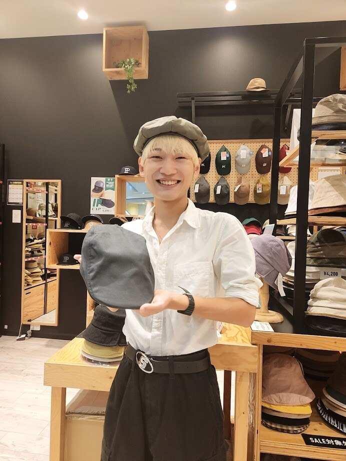 14+ イチヨンプラスイオンモール高知店の制服5