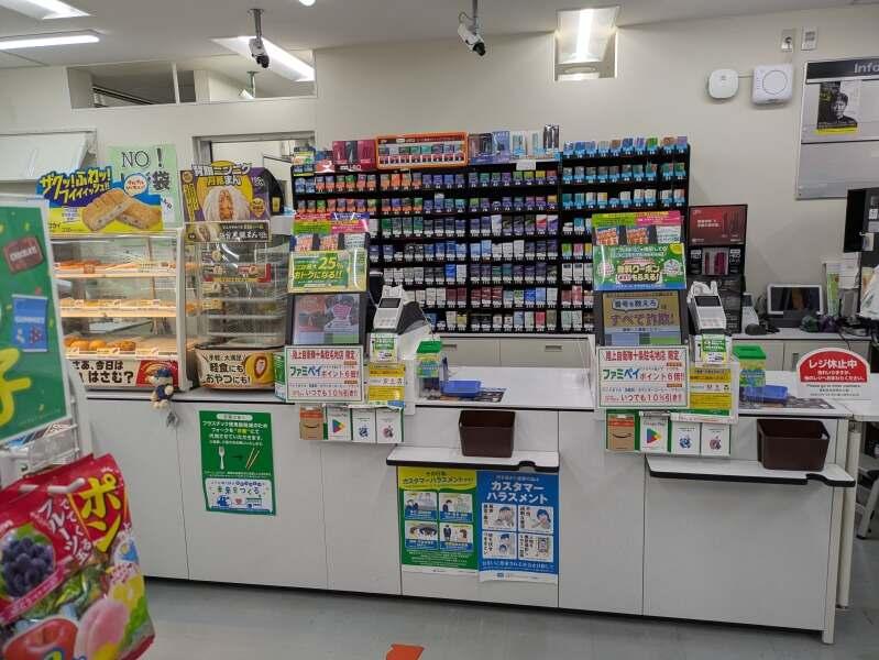 ファミリーマート十条駐屯地店の仕事画像2