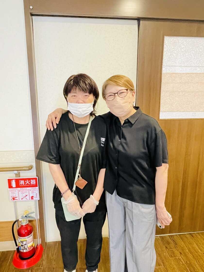 NPO法人ビハーラ21 ケアホームあかんのんの制服1