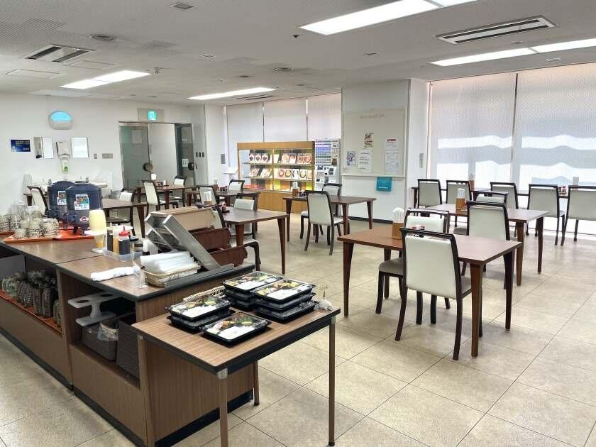 神戸大学医学部附属病院内 食堂の制服2