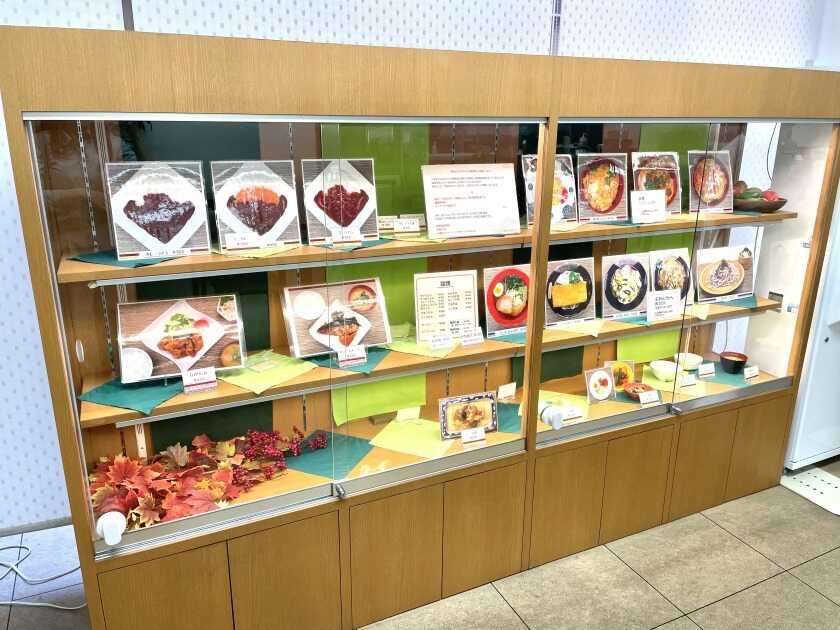 神戸大学医学部附属病院内 食堂の制服4