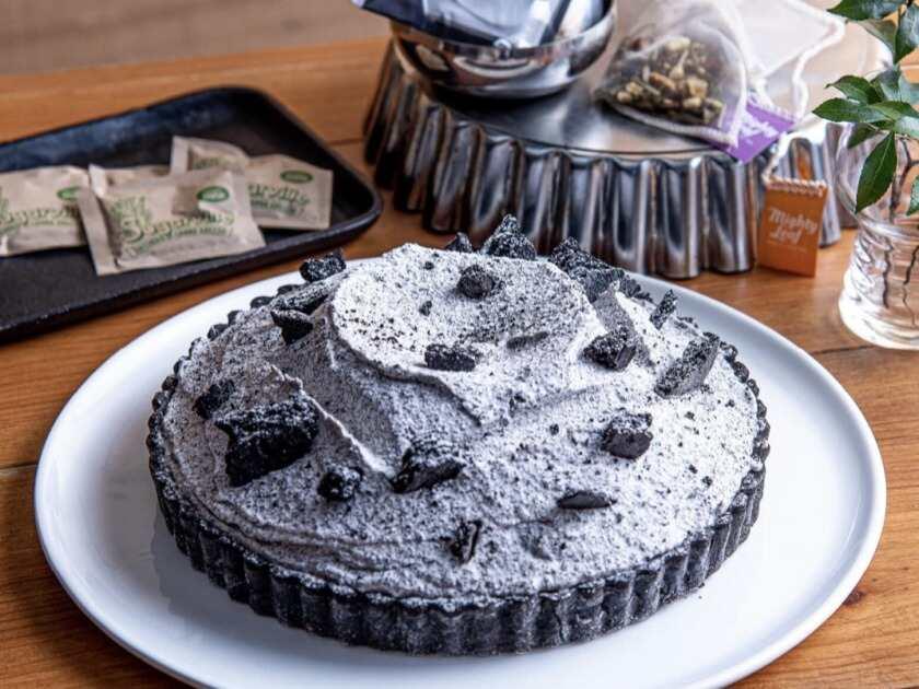 Mother Moon Cafe* セントラルキッチンの制服4