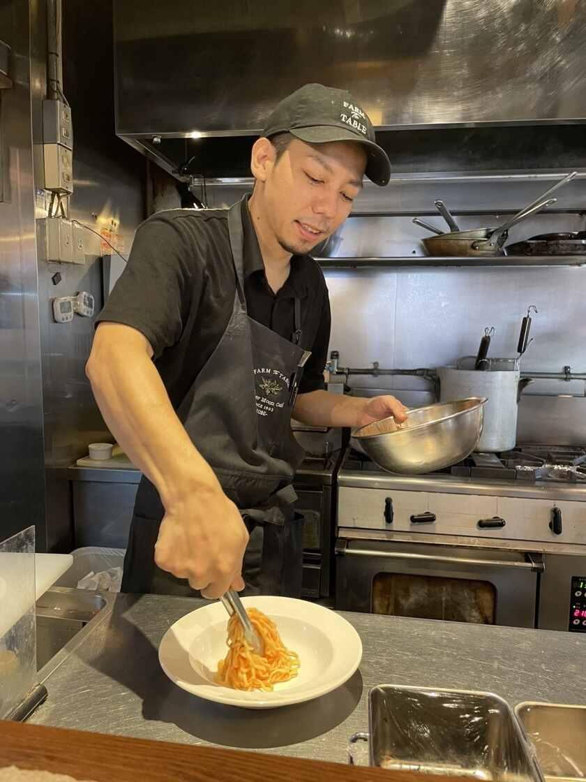 Mother Moon Cafe* セントラルキッチンの制服3