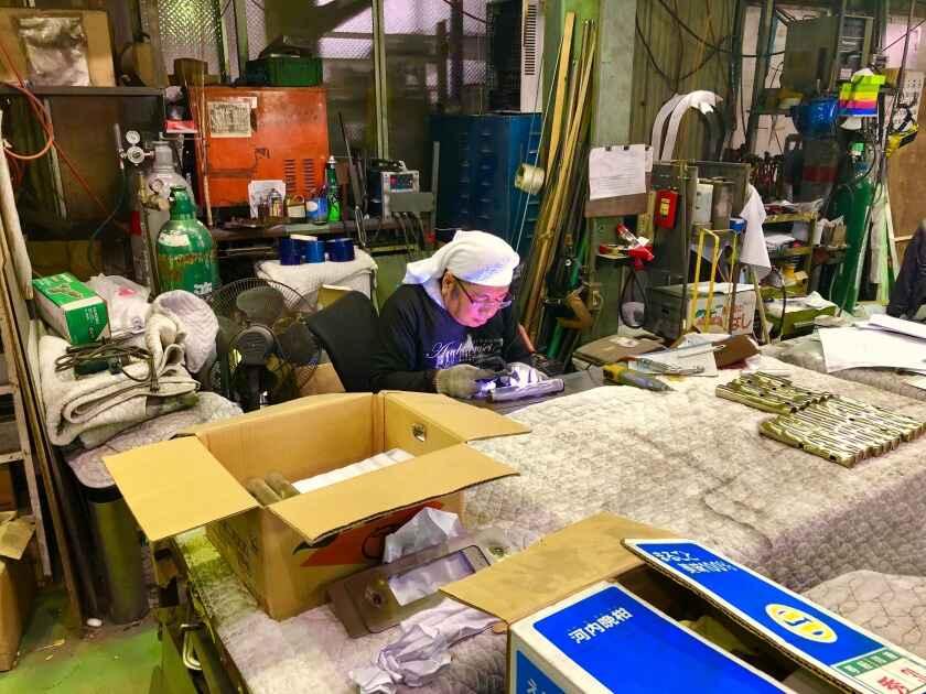 有限会社山口製作所の制服2