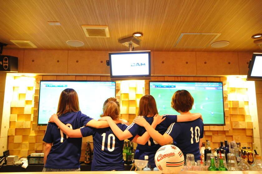 スターコレクションズ 採用窓口の制服3