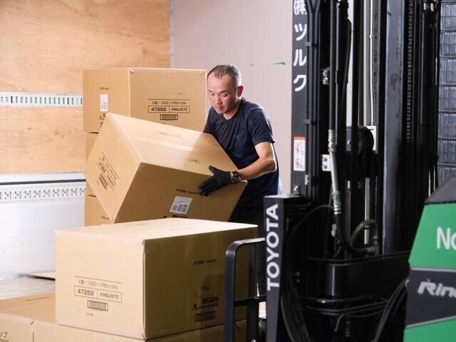 株式会社ツルクの制服4