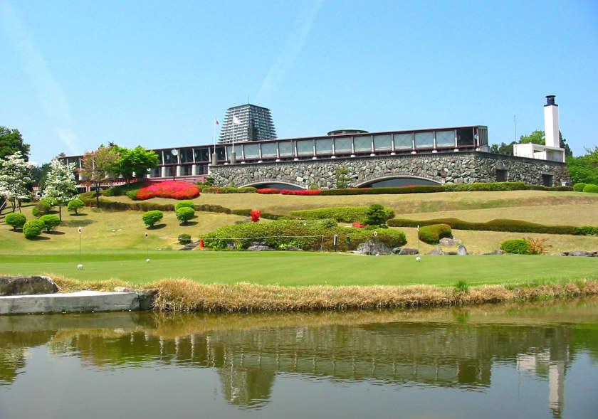さいたま梨花カントリークラブの制服2