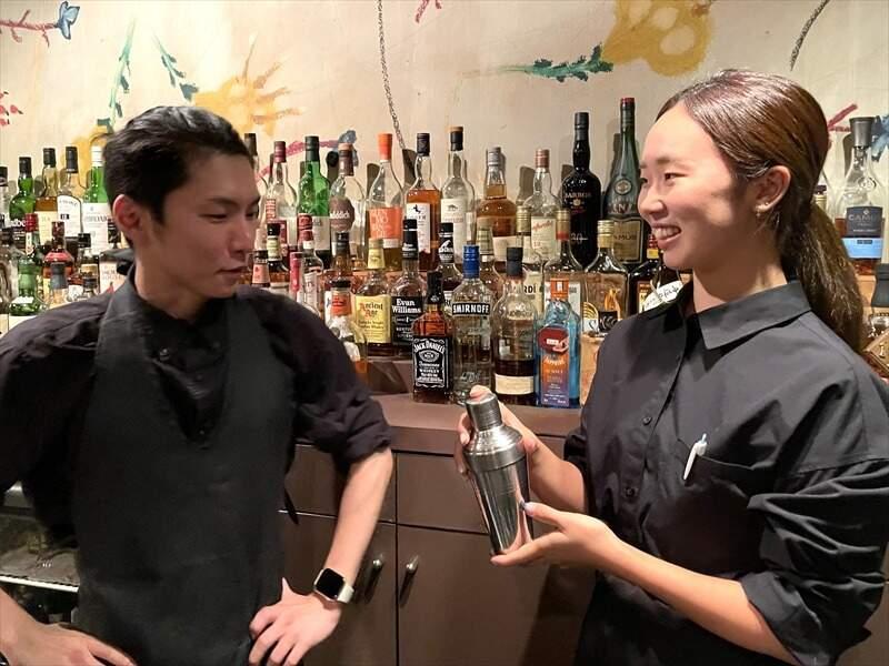 キッチンバー　雅楽の制服1