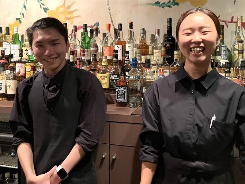 キッチンバー　雅楽の制服5