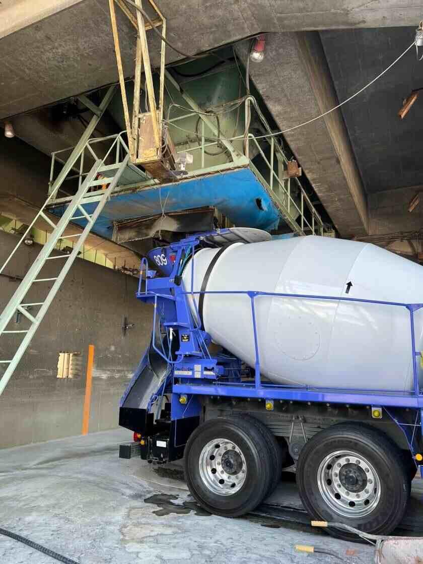 株式会社ゼクストの制服2