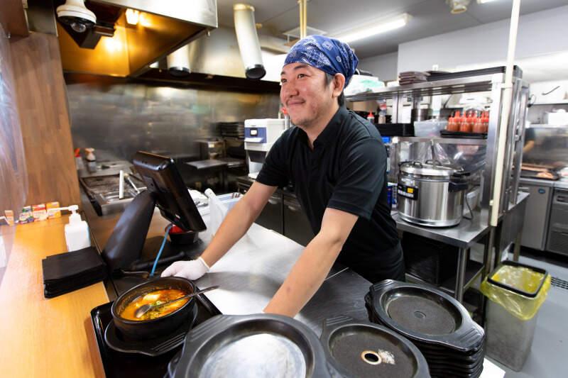 「韓丼」守山志段味店の仕事画像2