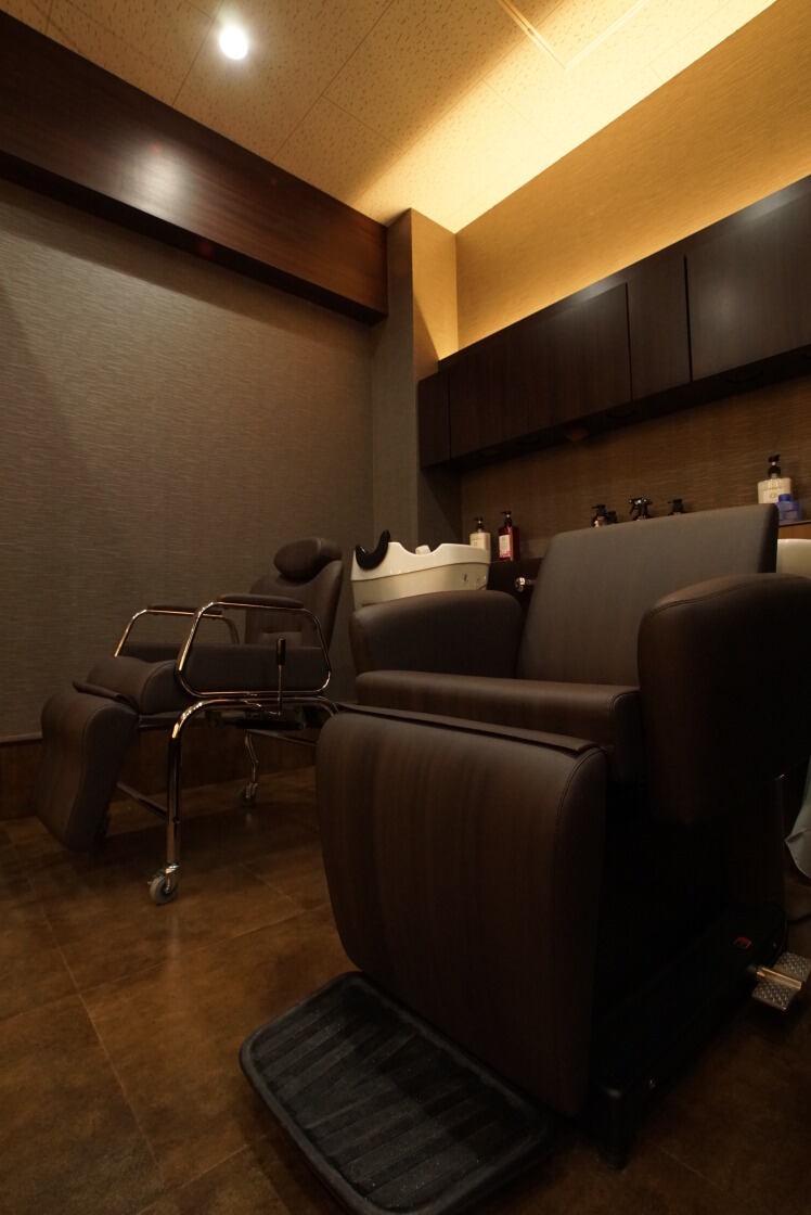 株式会社マーケットフィールド・インターナショナルの制服1