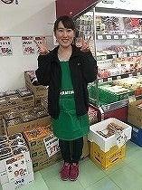 『高校生・大学生多めの楽しいスーパー!!』　業務スーパーリカーキング 愛川店の制服1