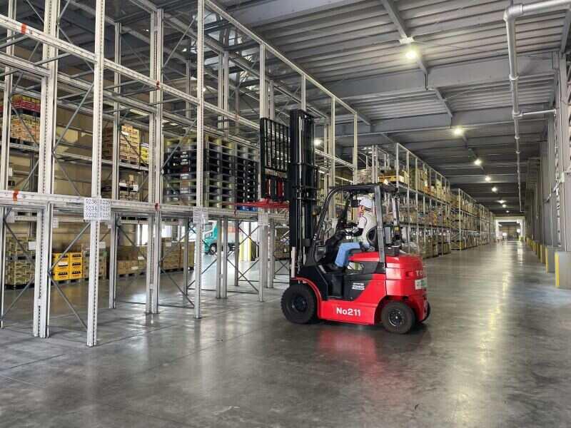 東日本リフトサービス株式会社　仙台港営業所の仕事画像1