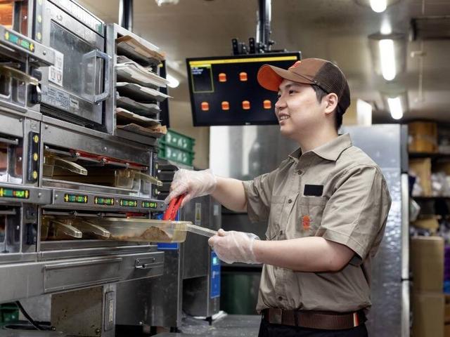 キッチンスタッフ≫週末のみ◎高校生も歓迎♪社割付き＊1日3h~(フード・飲食、出雲市)のイメージ画像