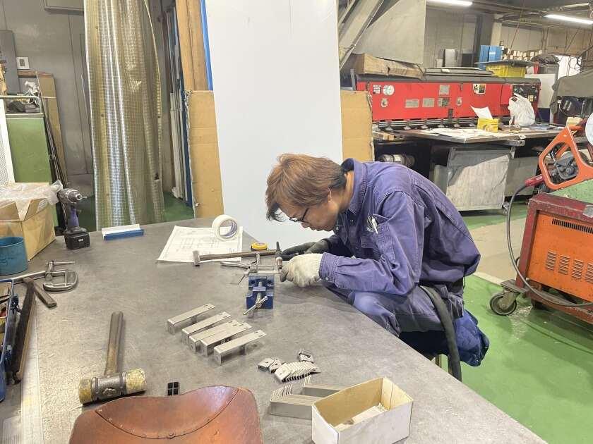 有限会社山田鉄工所の制服2