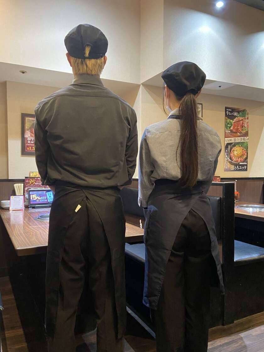 焼肉五苑 八幡店の制服2