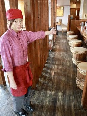麺場彰膳 春日本店の制服3
