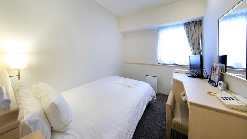 郡山シティホテルの制服3