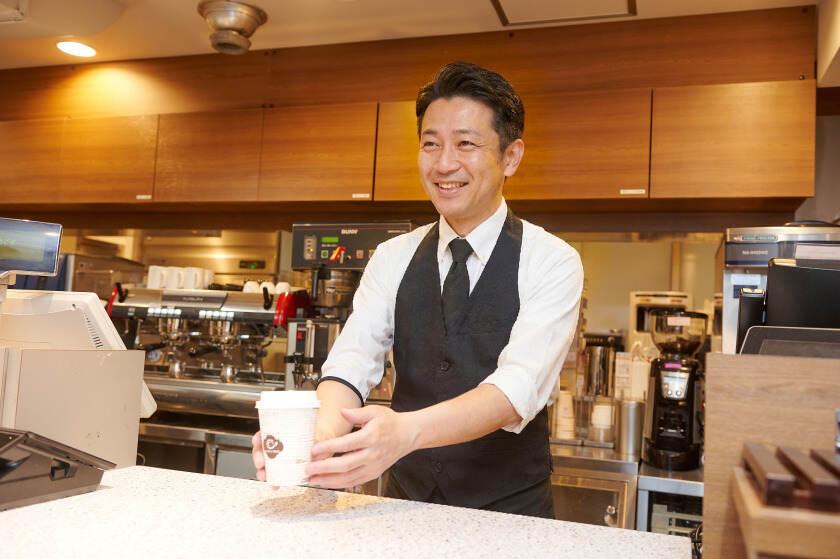 カフェ・ド・クリエ 南池袋店の制服1