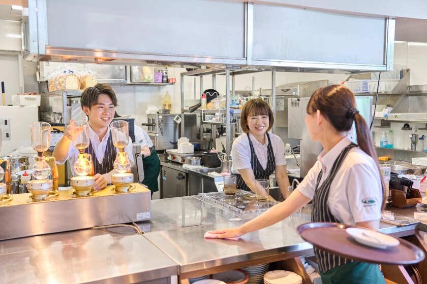 珈琲館 春日部武里店の制服1
