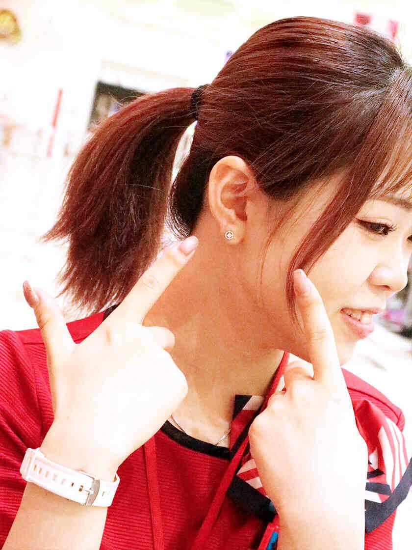 キング観光サウザンド金山店の制服2