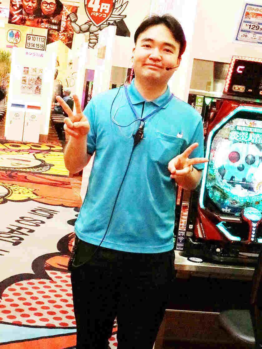 キング観光サウザンド桑名サンシパーク店の制服4