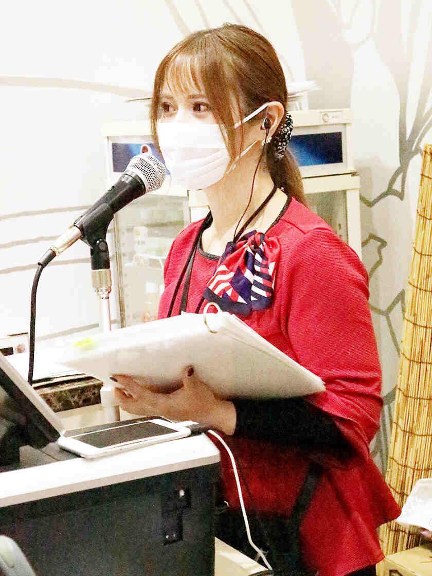 キング観光サウザンド近鉄四日市店の制服4