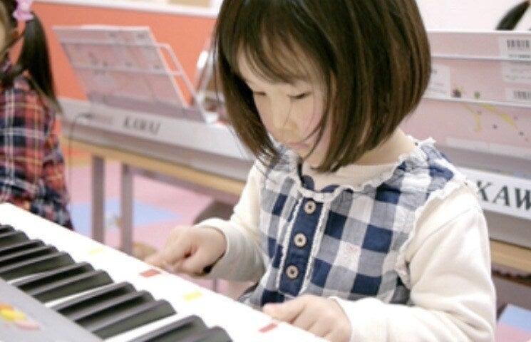 新衣笠教室の制服1