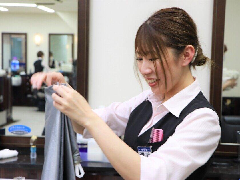 理髪館　若江岩田店の制服1