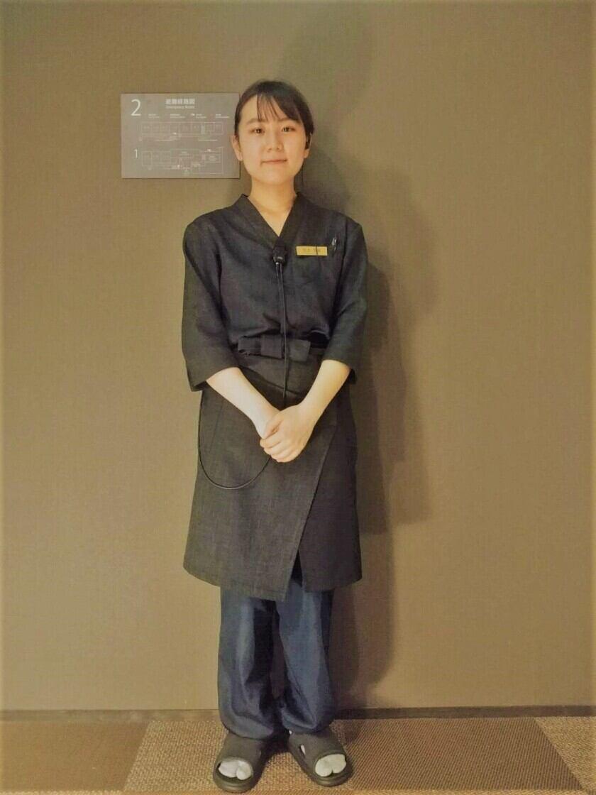 別府温泉　和み月の制服1