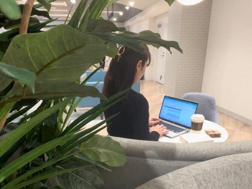 ヒトトヒトキャリアライズ株式会社の制服1