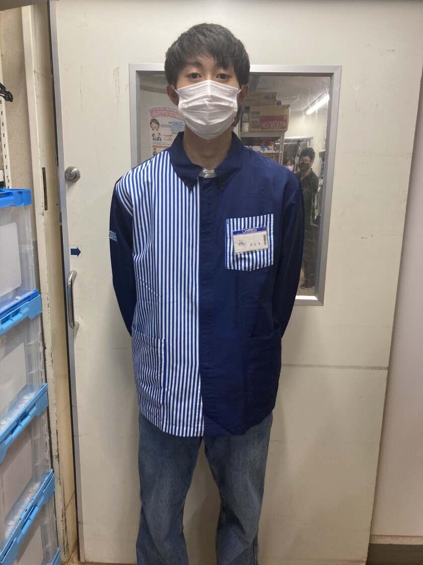 ローソン 富谷富ケ丘2丁目店の制服1