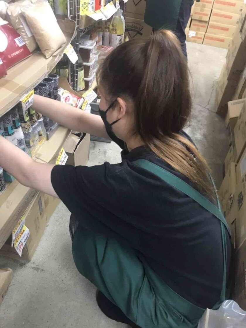 マルヤス足立花畑店の制服1