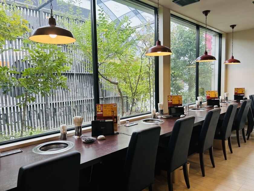 焼肉食彩ゆうびの制服4