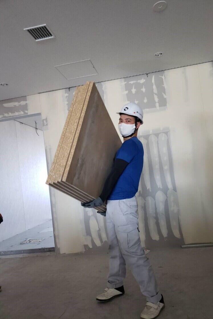 有限会社ハンドリース岐阜の制服3