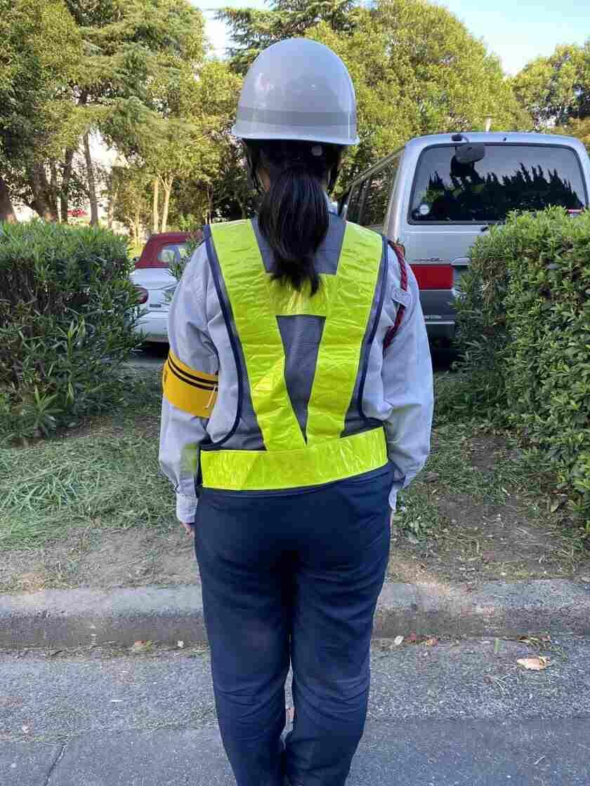 有限会社静岡ガード　浜北営業所の制服5