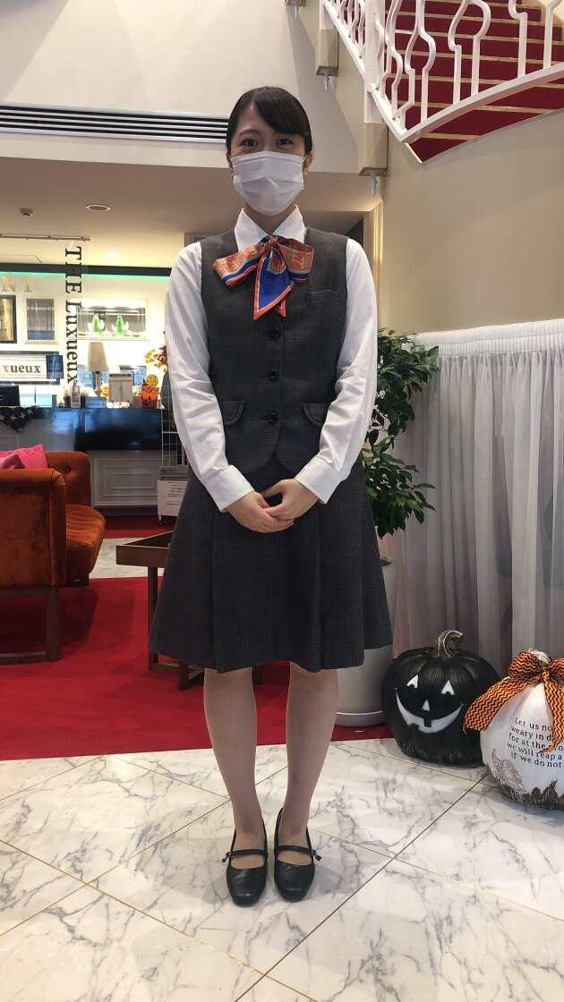 グランパークホテルパネックス千葉の制服1