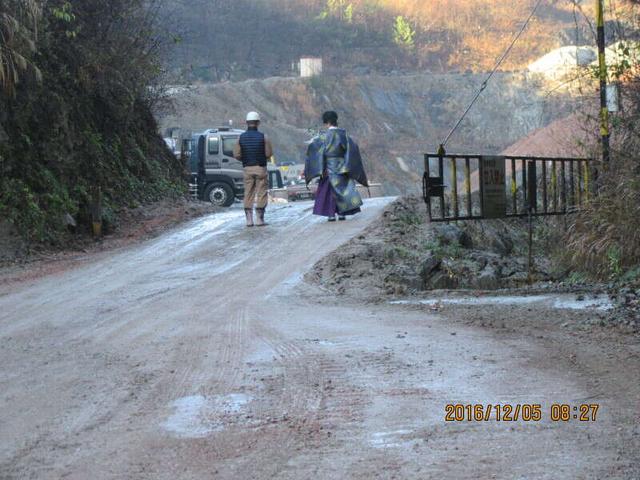 【経験や資格は一切不要！】産業廃棄物の粉砕/仕分け作業員募集(建築・土木、安中市)のイメージ画像